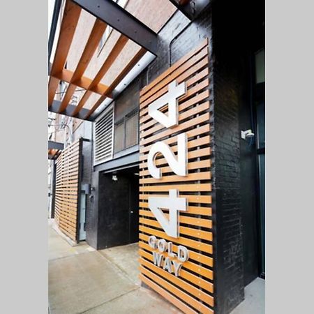 3E *New* Huge! Spacious 3 Bedroom In Oakland That Sleeps 12! Pittsburgh Buitenkant foto